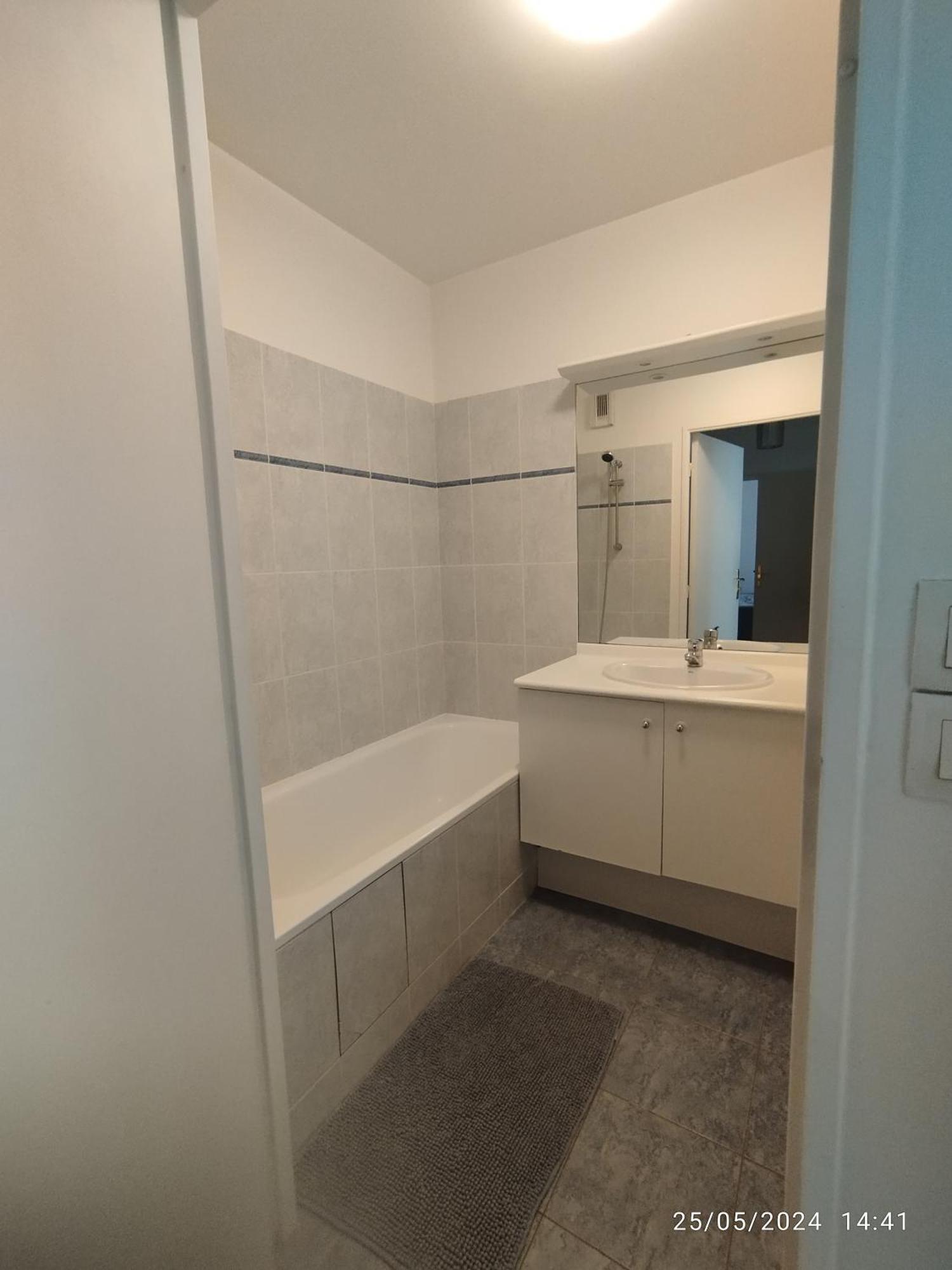 Appartement A Proximite De Disney De Val D Europe Montévrain Eksteriør billede